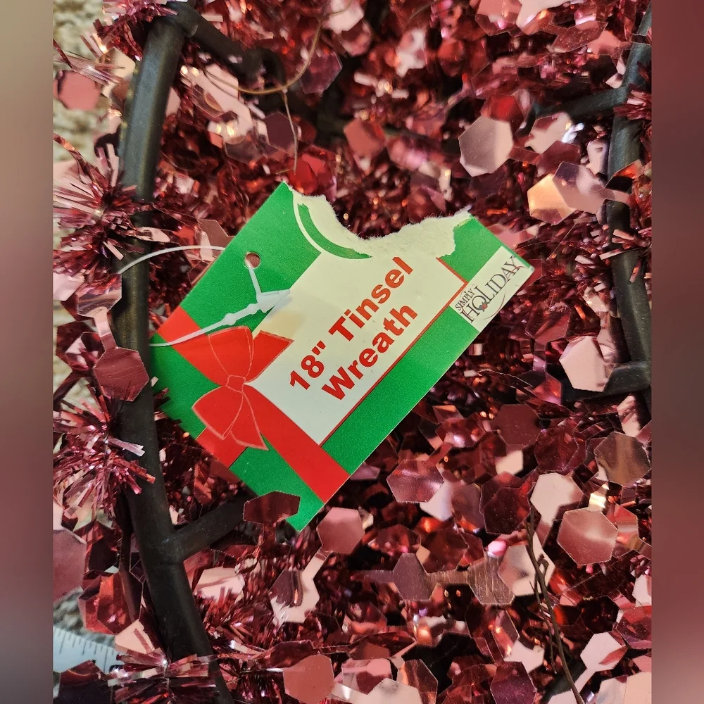 Festive Pink Tinsel Wreath 18